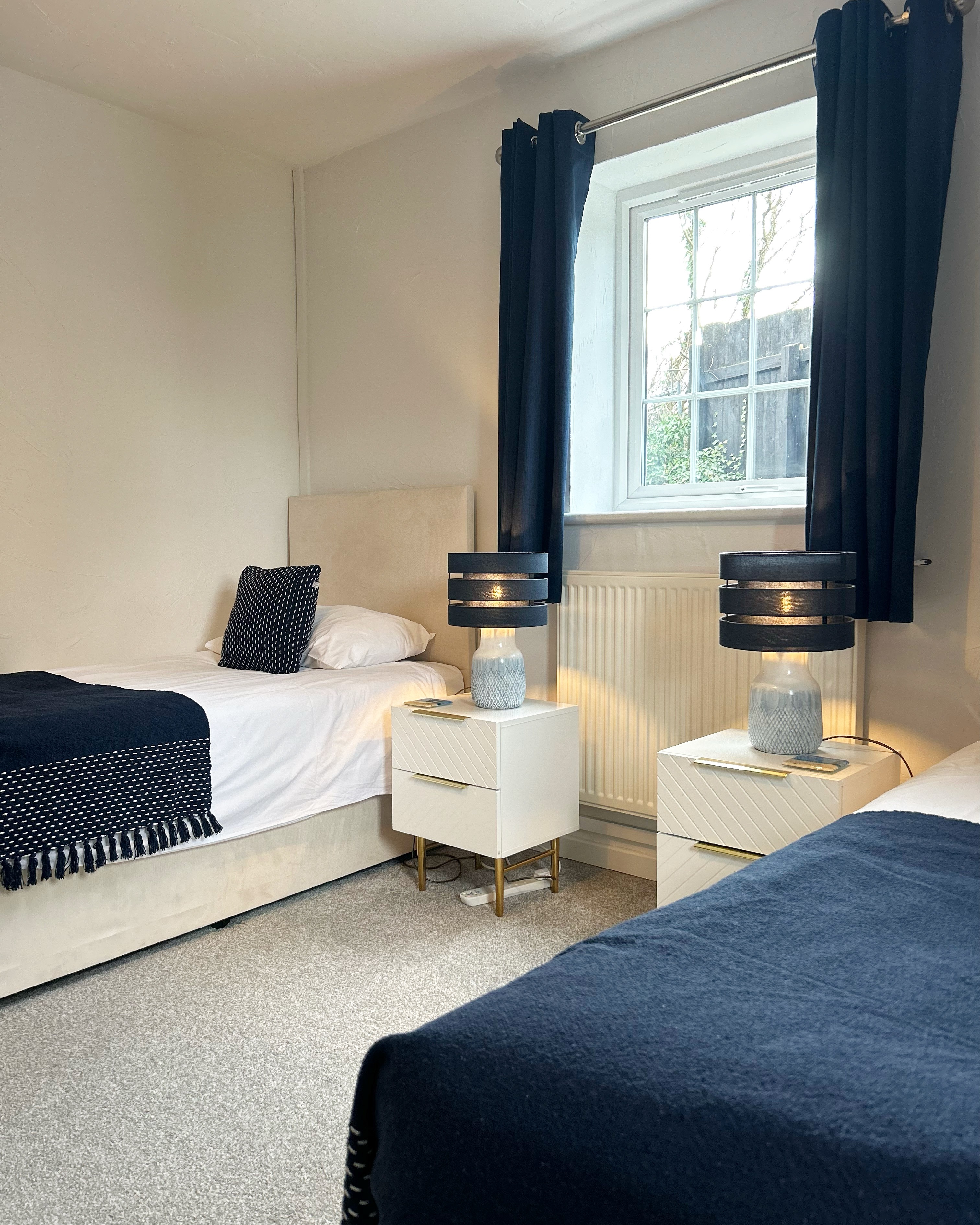 Twin bedroom (ground floor)